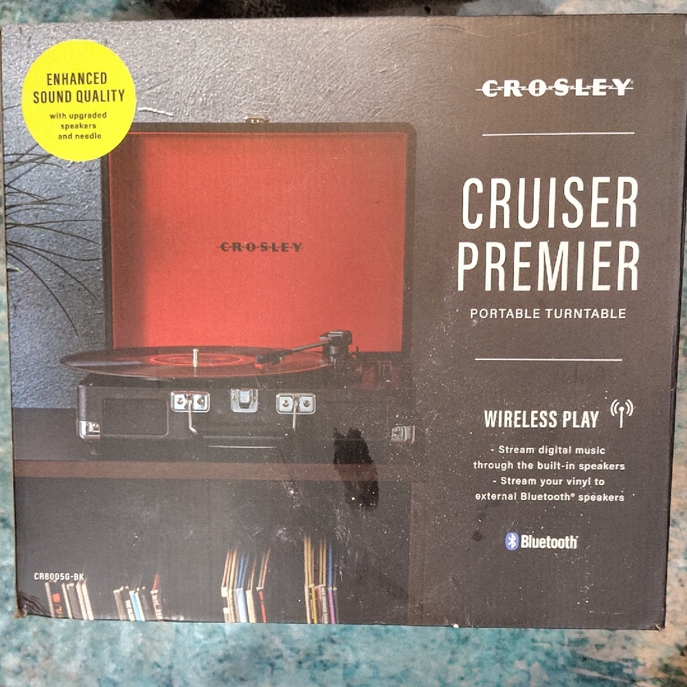 Crosley Cruiser Premier Turntable - Black and Red